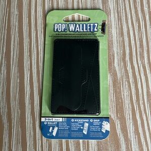 Pop! Walletz 3 in 1 Phone Wallet, Kickstand, and Grip NWT